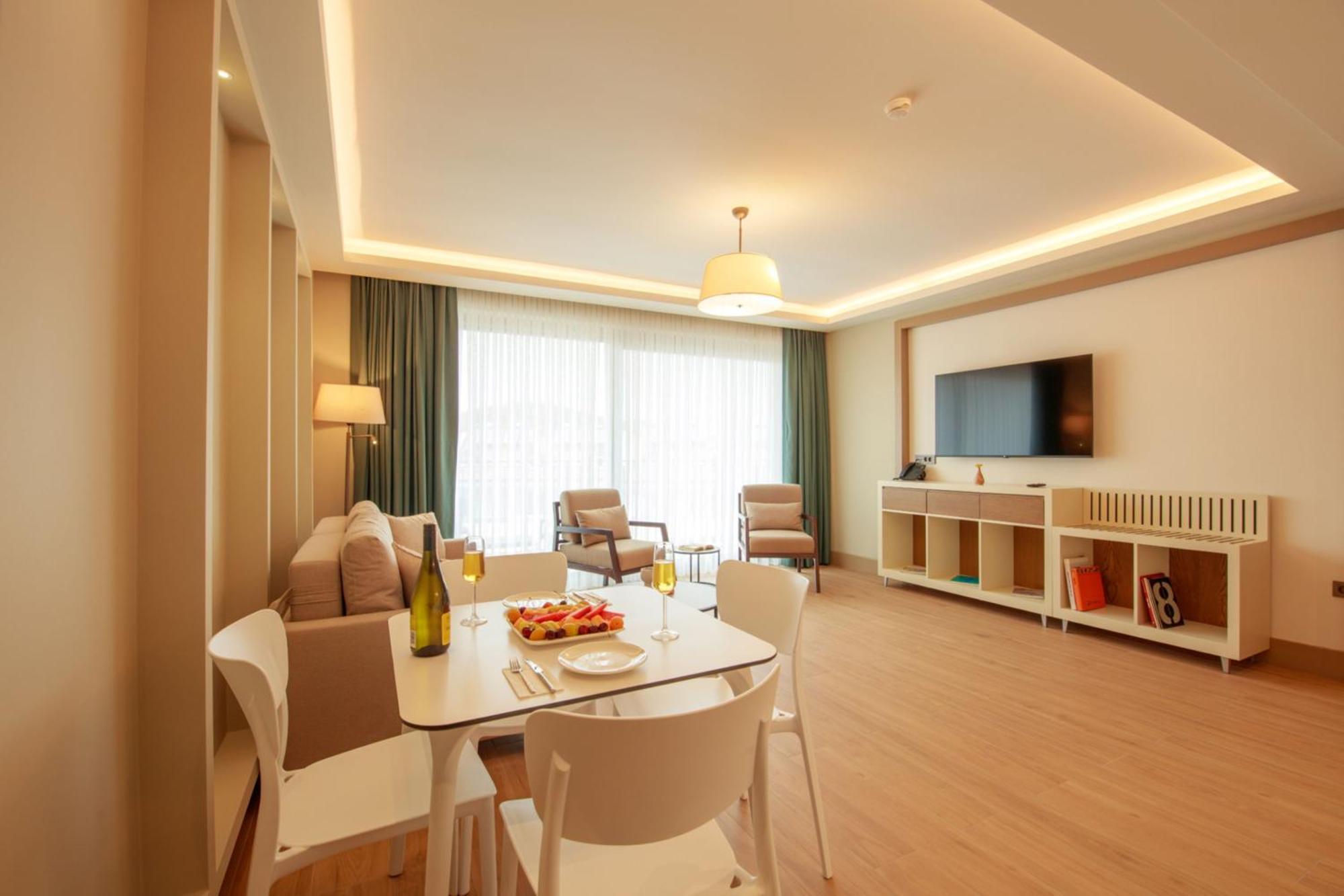 Casa Lumar Luxury Lodging- Adult Only *